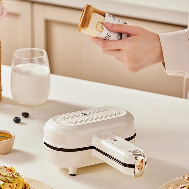 Macchina per Sandwich Elettric - Home Cooking For Dogs recensione e prezzo